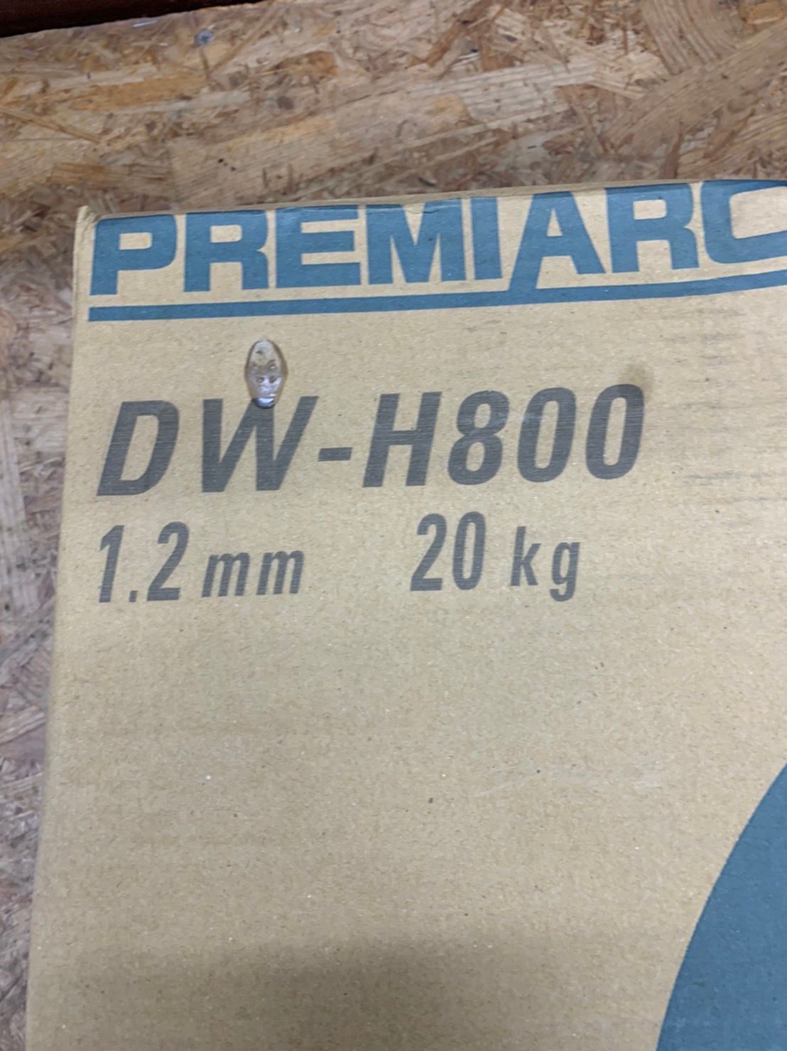 h8995 コベルコ 半自動溶接用フラックス入りワイヤー DW-H800 1.2mm 20kg