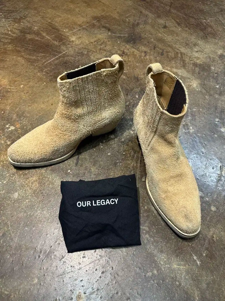 OUR LEGACY アワーレガシー クーバンヒール スウェード ブーツ ベージュ 42