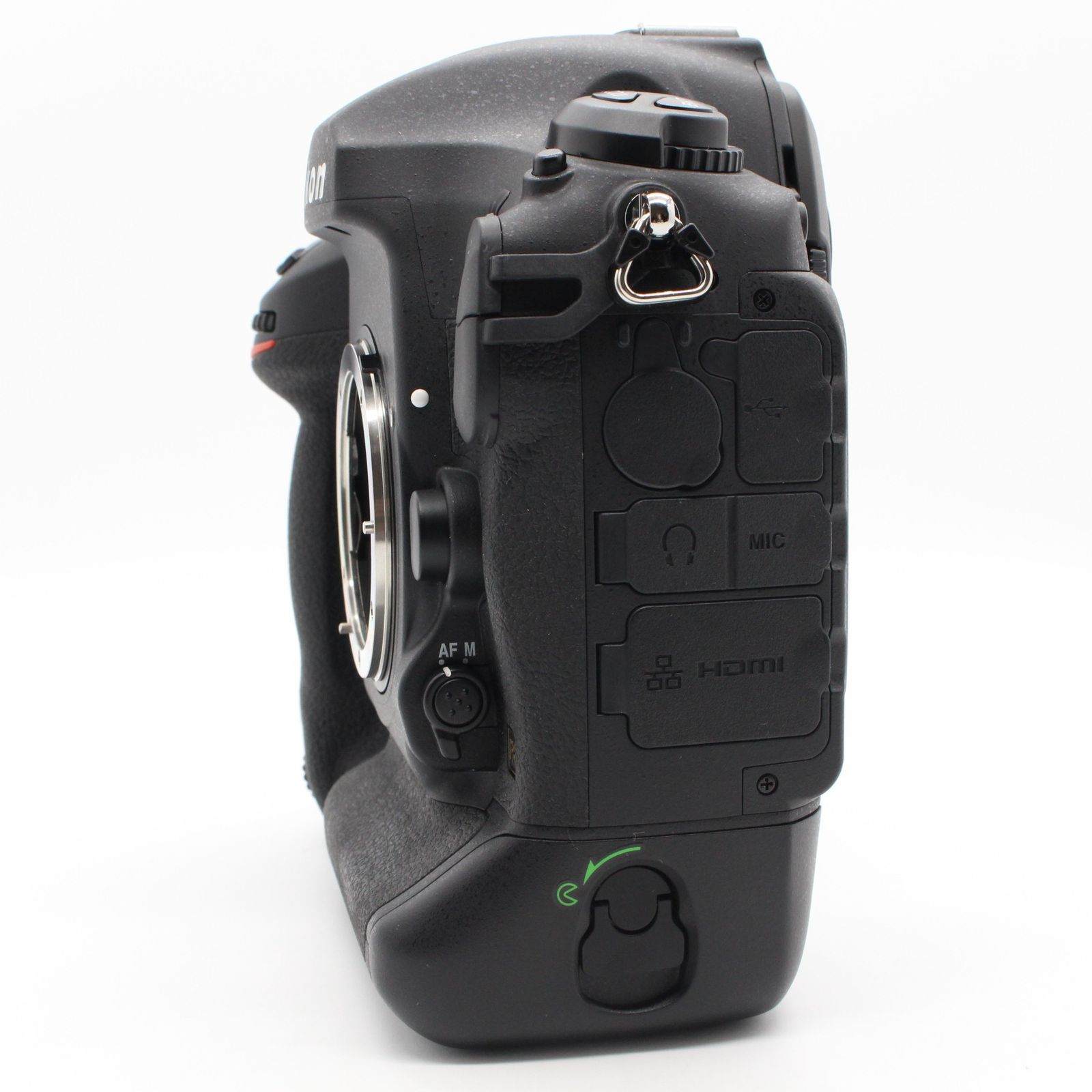 ★極上品★Nikon D5 ボディ XQD-Type　ショット数 666回 Amazon | Nikon デジタル一眼レフカメラ D5 (XQD-Type