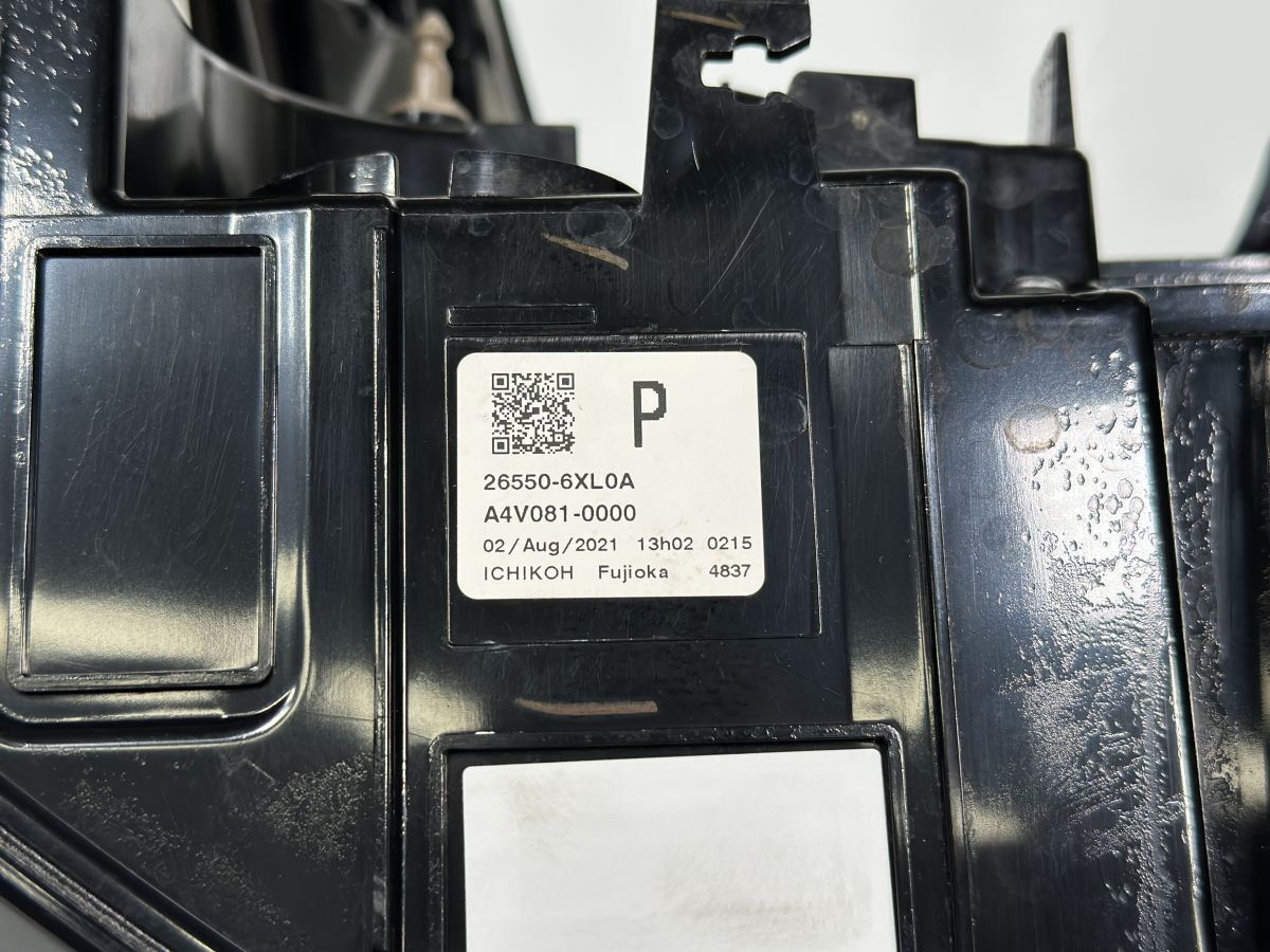 破損キズなし 低走行 ノート オーラ FE13 FSNE13 純正 右テールランプ テールライト 26550-6XL0A 26554-6XL0A D269 P 管理31795 FFCRYSTALESIA_COM