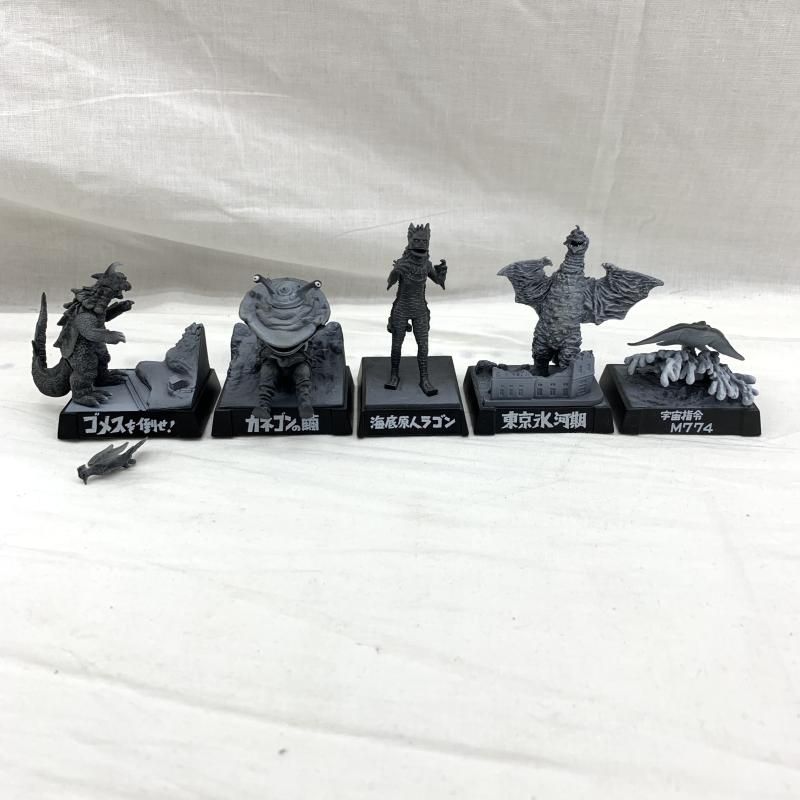 フィギュア 【】現状品)ｳﾙﾄﾗ怪獣名鑑 ｳﾙﾄﾗQ 希望の轍 5種ｾｯﾄ[91]