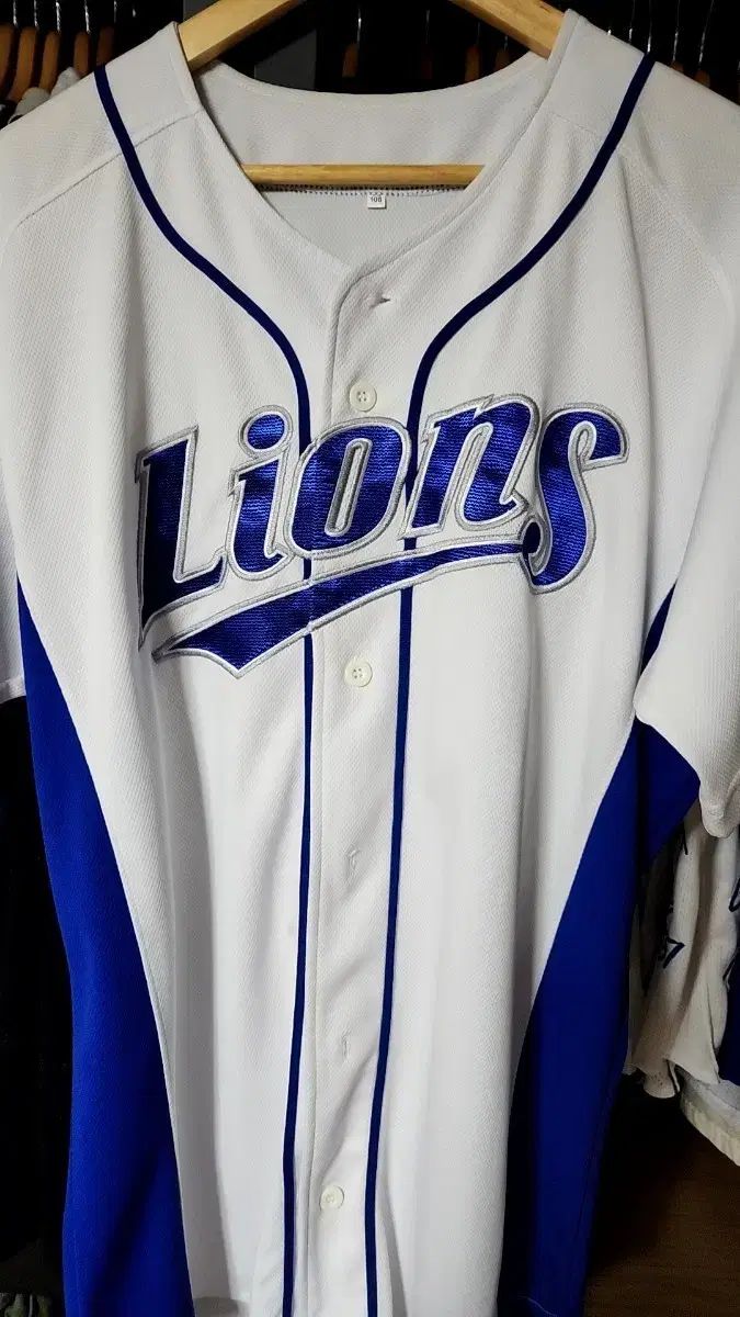 糸原健斗選手 直筆サインカード 30枚限定 BBM GLORY Yahoo