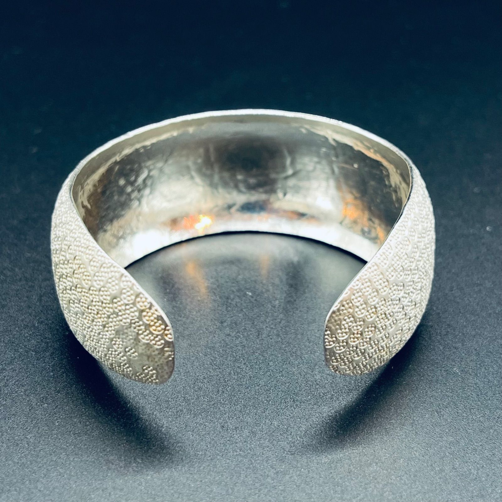 カレンシルバーワイドバングル