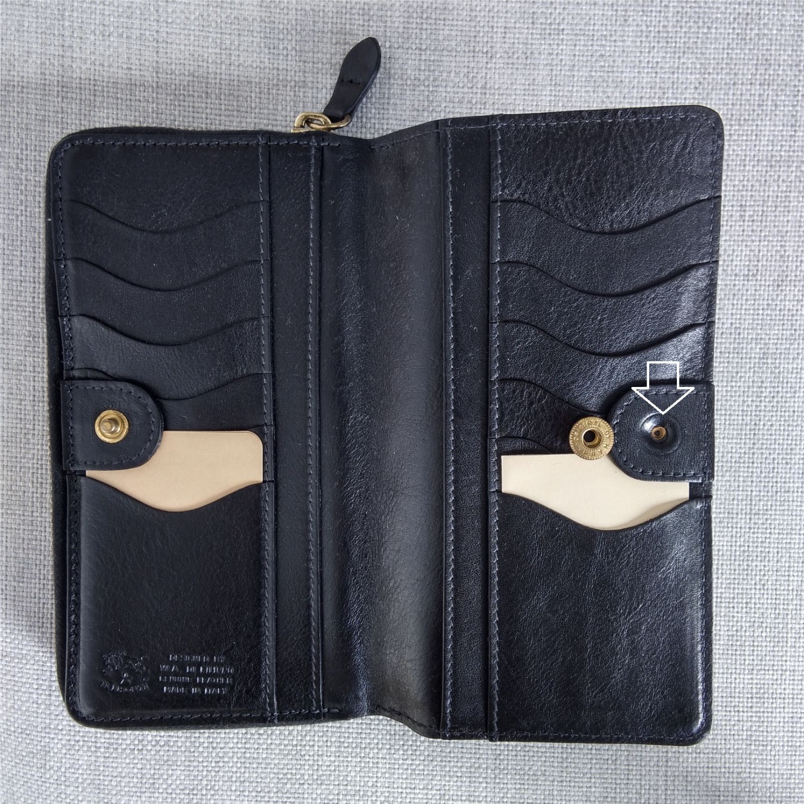 830】<<新品未使用>> イルビゾンテ 財布 長財布 ラウンドファスナー 