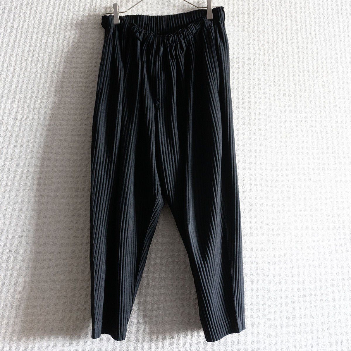 人気商品】 HOMME PLISSE ISSEY MIYAKE【プリーツ パンツ】 2
