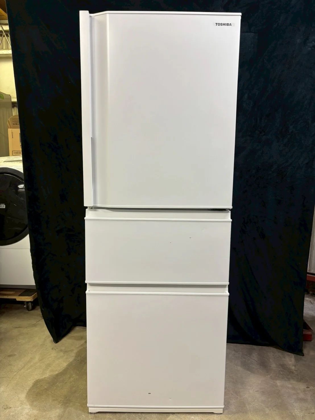 東芝 3ドア冷蔵庫 GR-V33SC 製 326L 右開き