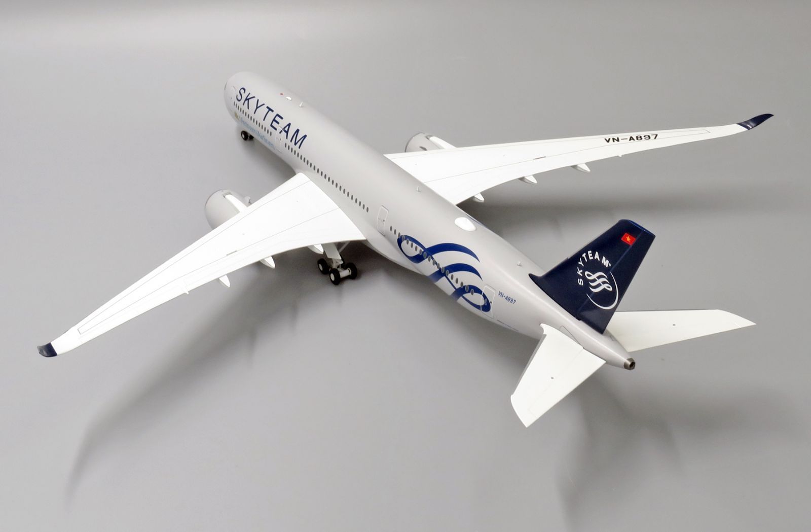 Jcwings ベトナム航空