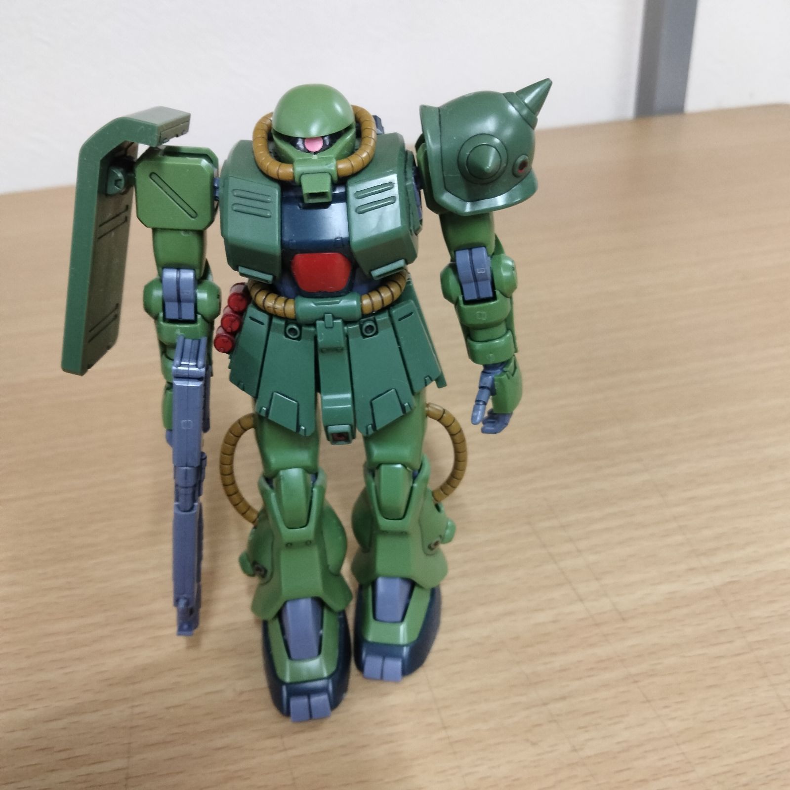 N-3311] HG 1/144 ザクII改 MS-06FZ 機動戦士ガンダム0080ポケットの中