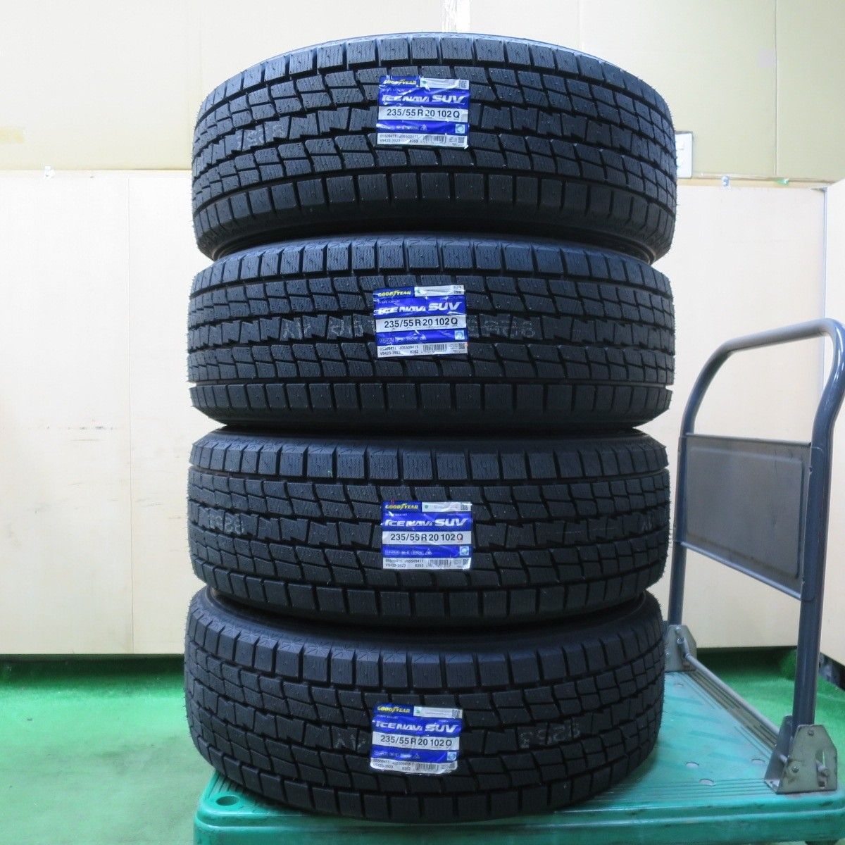 新車外し タイヤ 24年 センサー付 レクサス RX バージョンL 純正 235 55R20 スタッドレス グッドイヤー アイスナビ SUV PCD114.3 5H 4120608イス USTAUSTRALIA_COM_AU