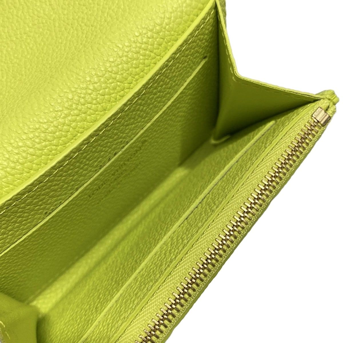 ゼスティライム レザー