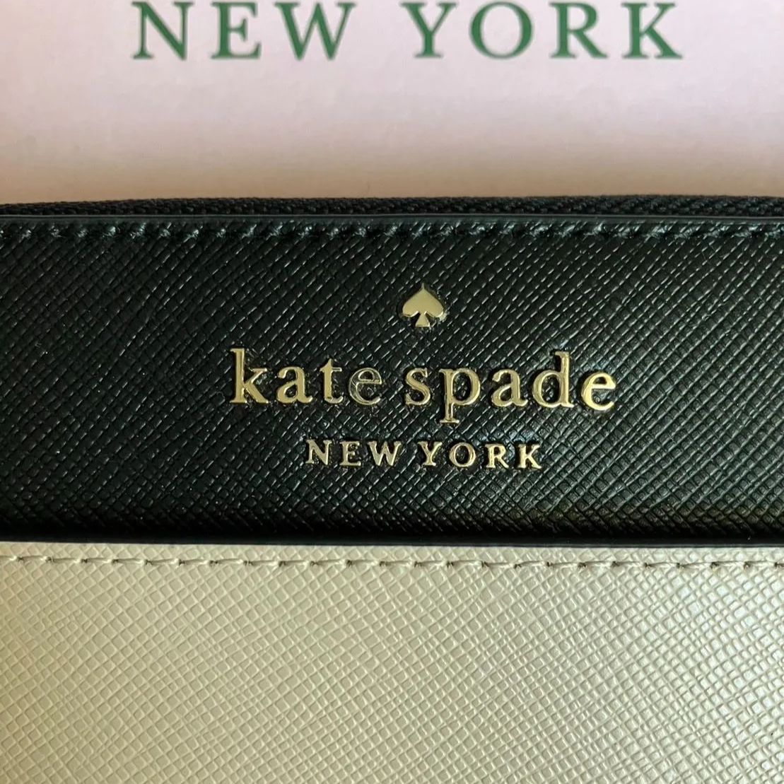 ケイトスペード（kate spade） 長財布 ラウンドファスナー 直営店購入