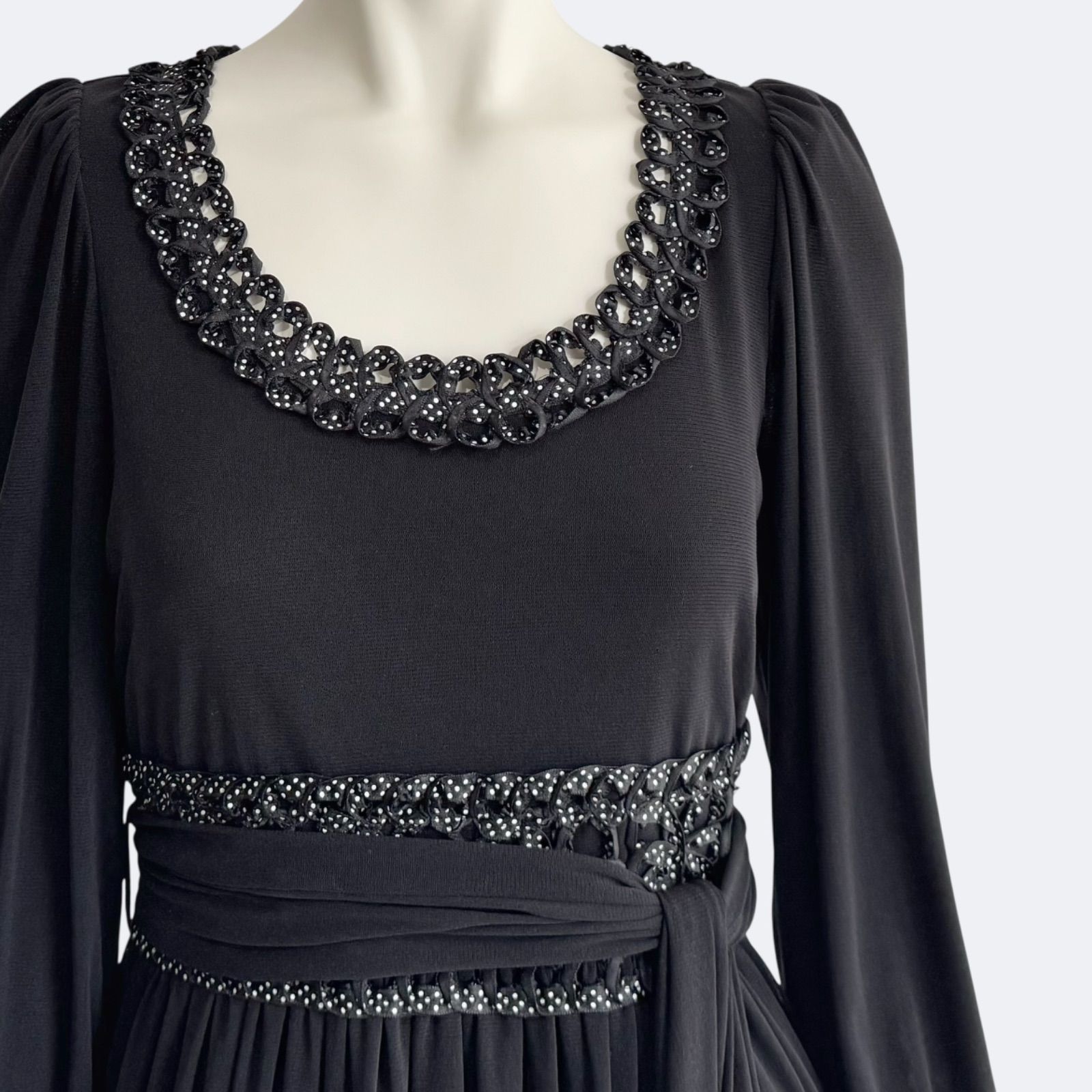 ブラック ドレス