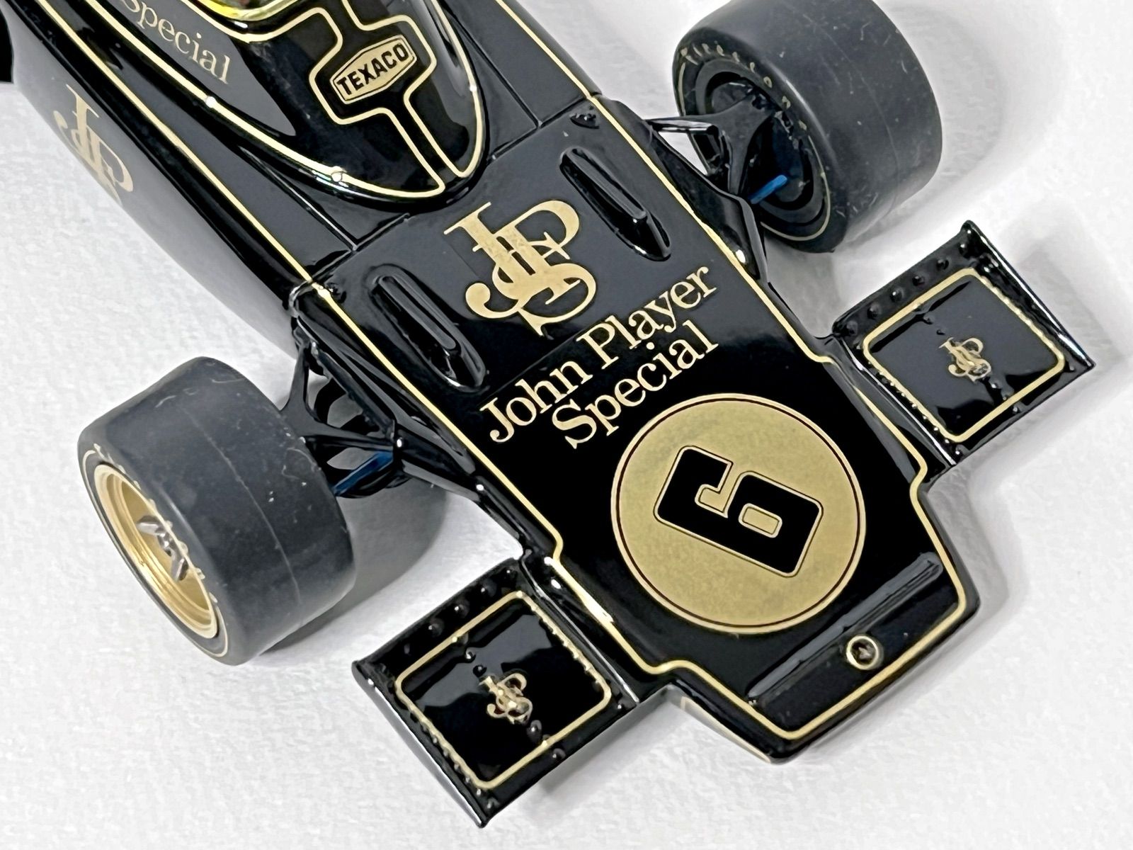 デアゴスティーニF1ミニカー対応 1/24 ロータス 72D JPS タバコ