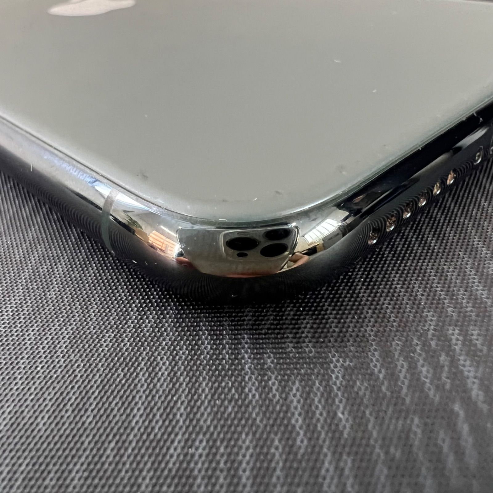 64GB ミッドナイトグリーン