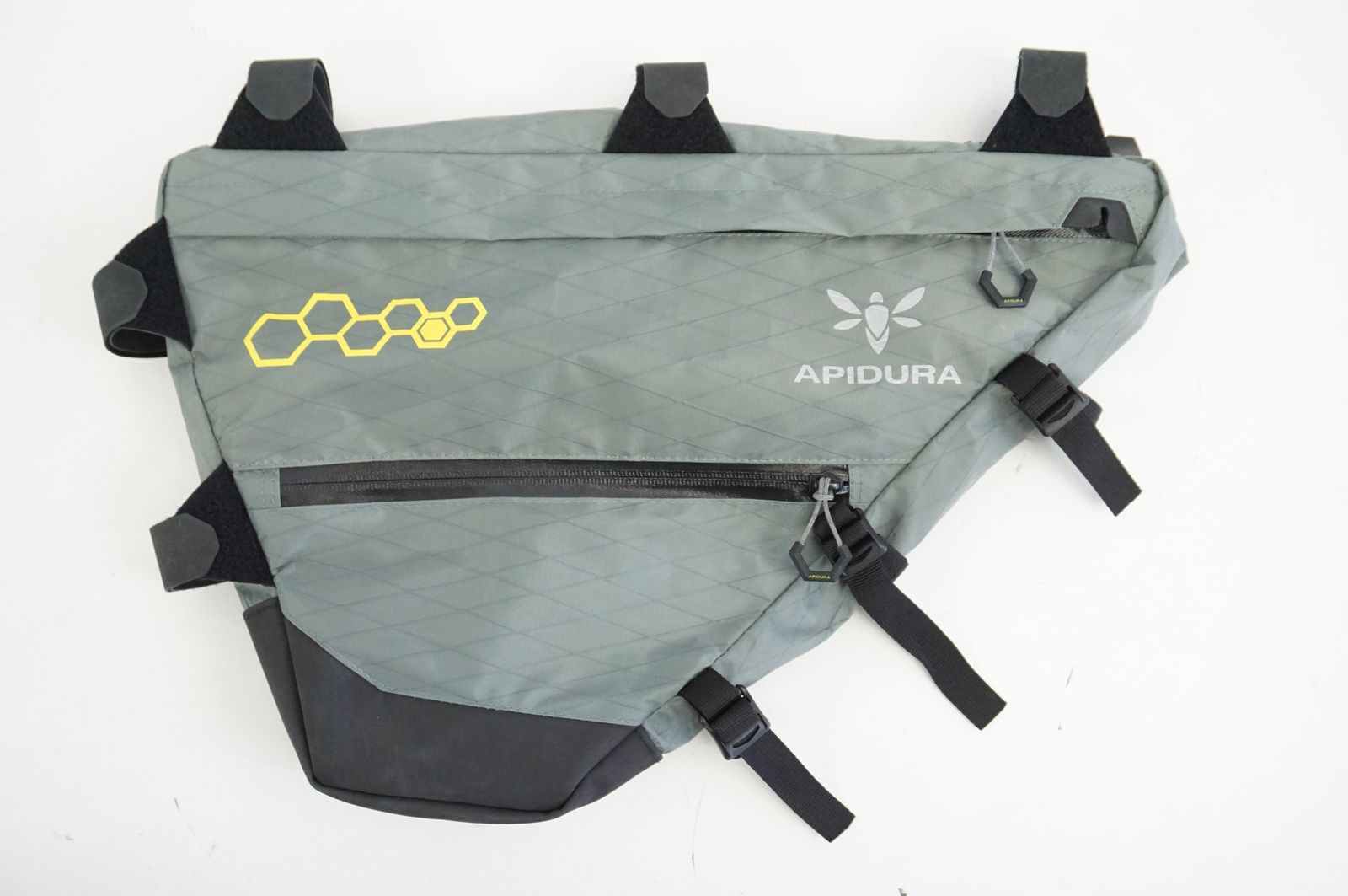 APIDURA 「アピデュラ」 FULL FRAME PACK SMALL 6L フレームバッグ