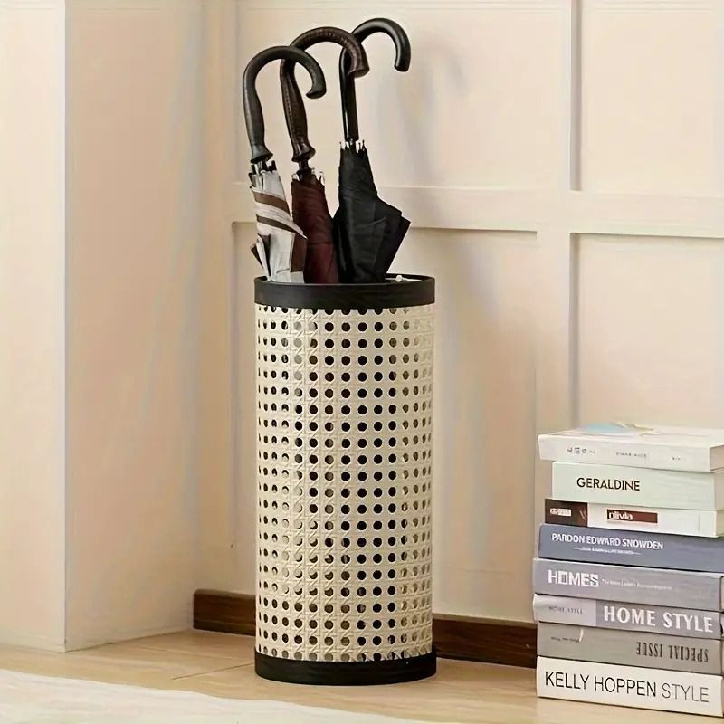 昭和レトロなガラスの灰皿 (・・;)…なんだろうと思ったら、綺麗な昭和