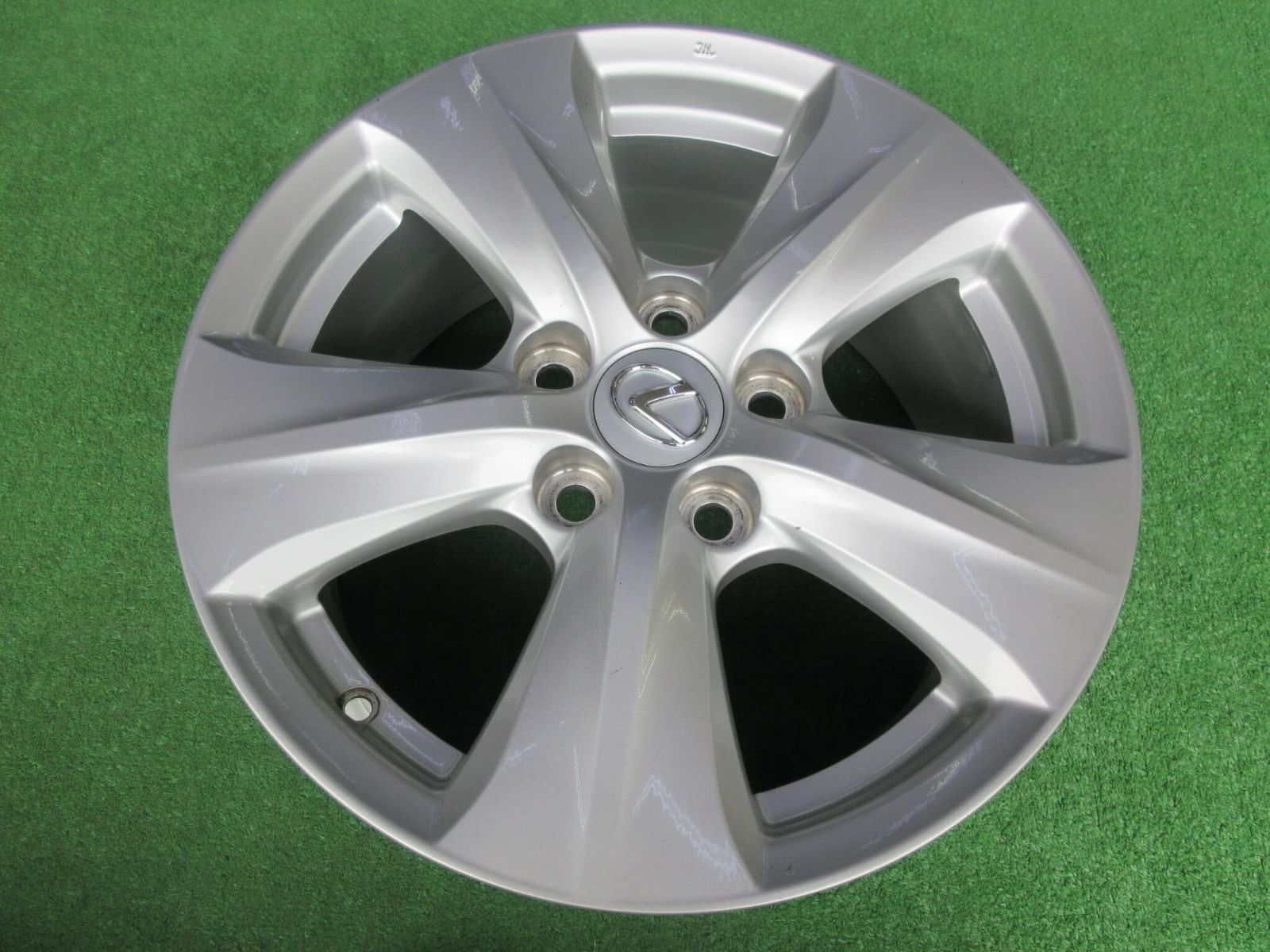 レクサス ＩＳ純正ホイール 7J-16 5H114.3 45 お探しの方是非いかがですか