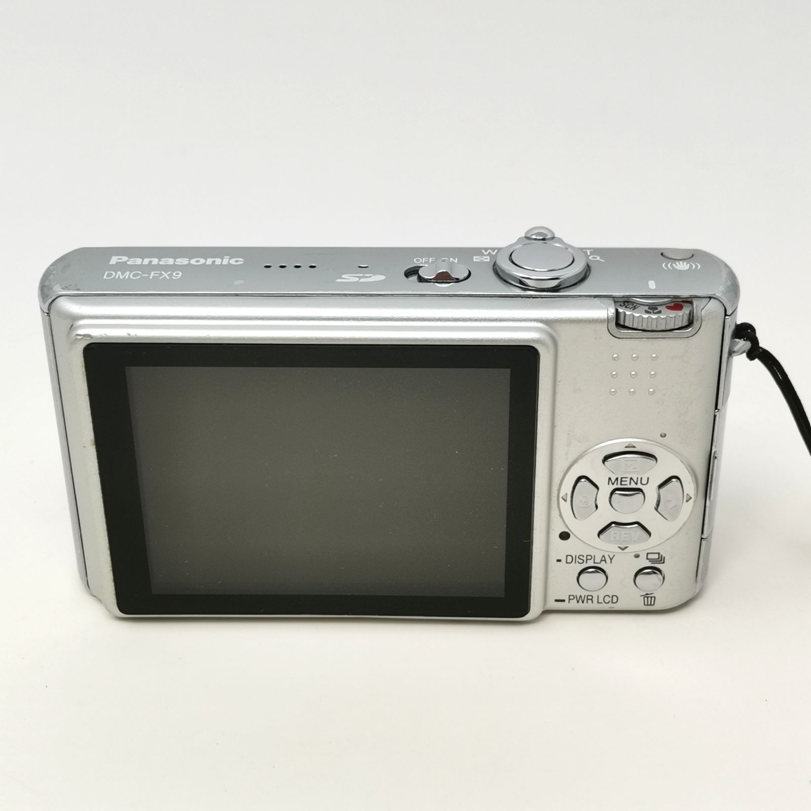 パナソニック DMC FX-9 シルバー デジタルカメラ 充電器ないため