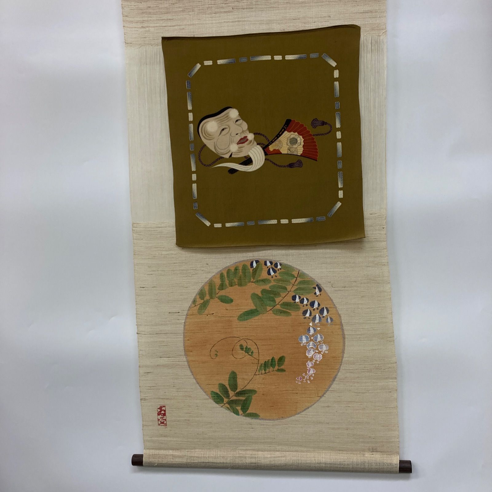 新品】掛け軸 天井画タペストリー 梅と藤 ベージュ 日本製【k945 新品】掛け軸 天井画タペストリー 梅と藤 ベージュ 日本製【k945