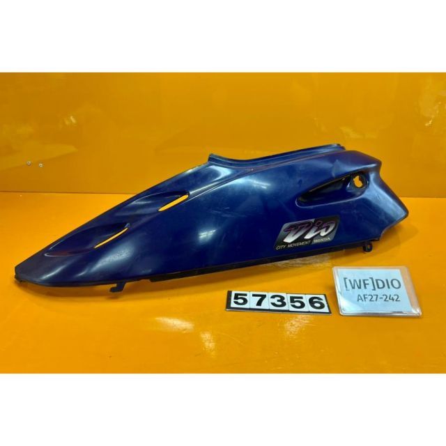 CB-1 NC27-1010xxx の ヘッドライト *1749085510 中古 ウェビック