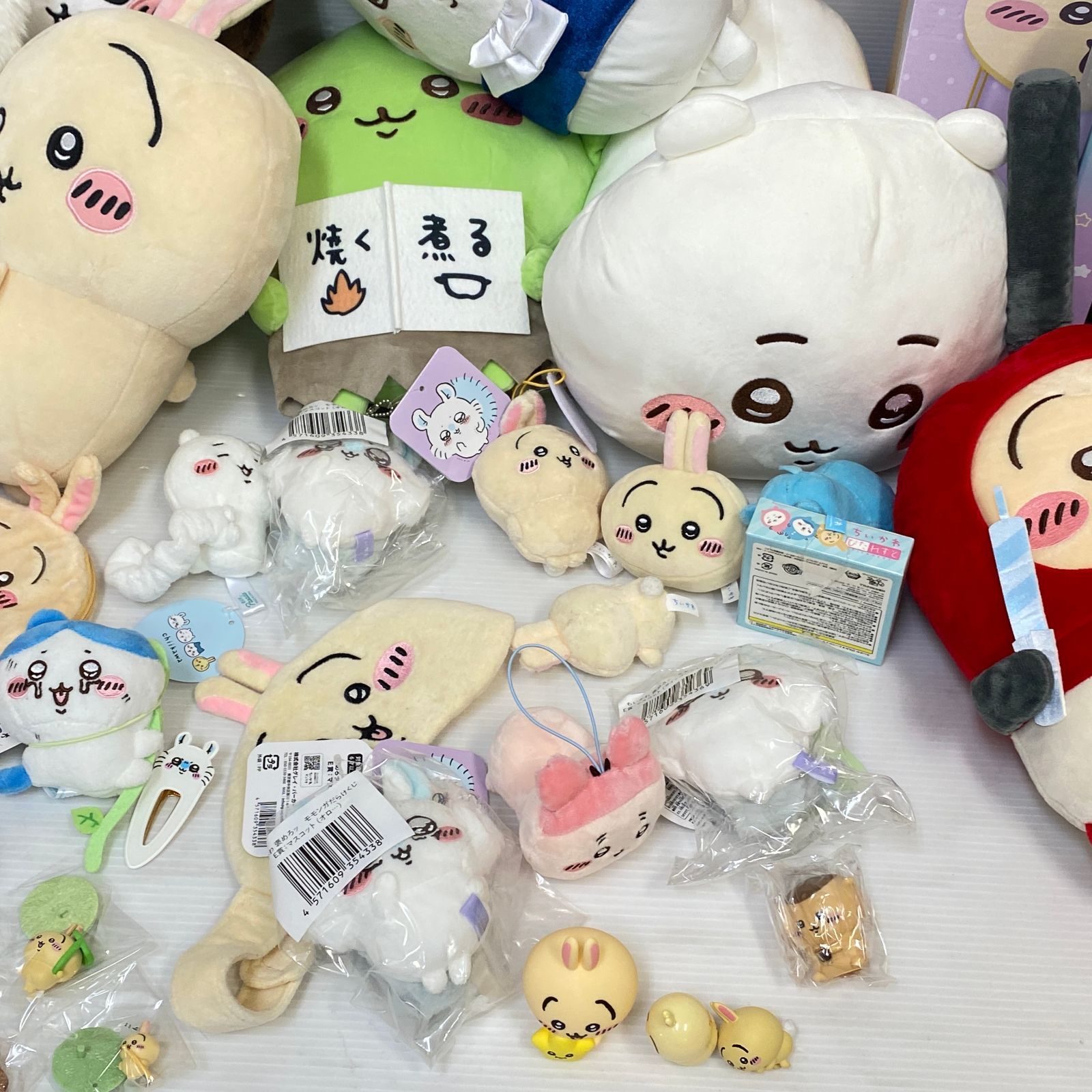 △【2個口発送】 ちいかわ グッズ まとめ 超大量 中古品