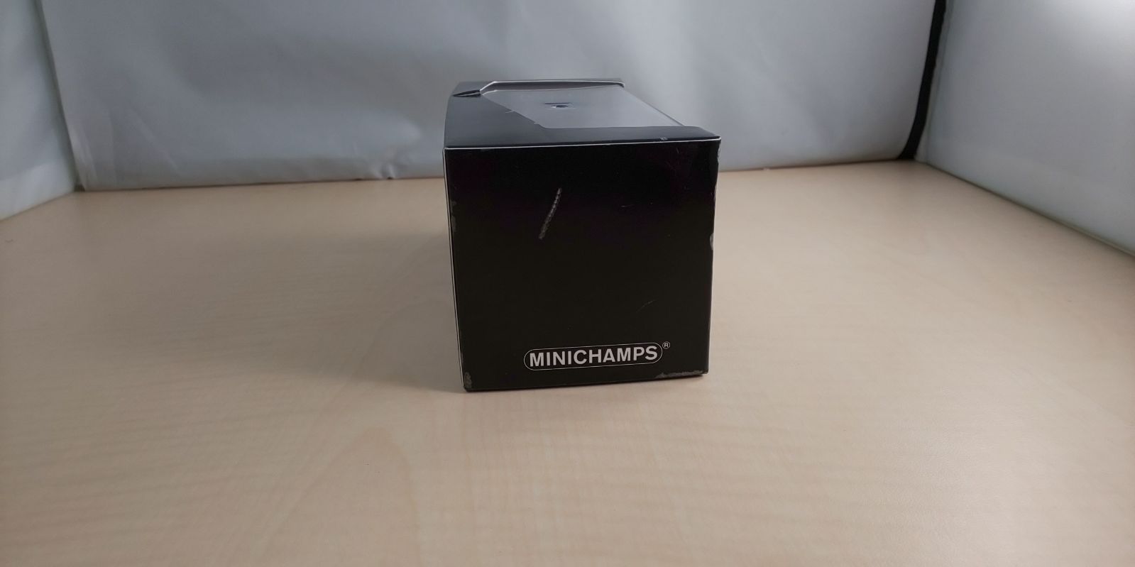 Minichamps DP 1/43 メルセデス W196 ベルリンGP 1954 ウィナー 完成品 Amazon | Minichamps DP 1/43 メルセデス W196 ベルリンGP 1954