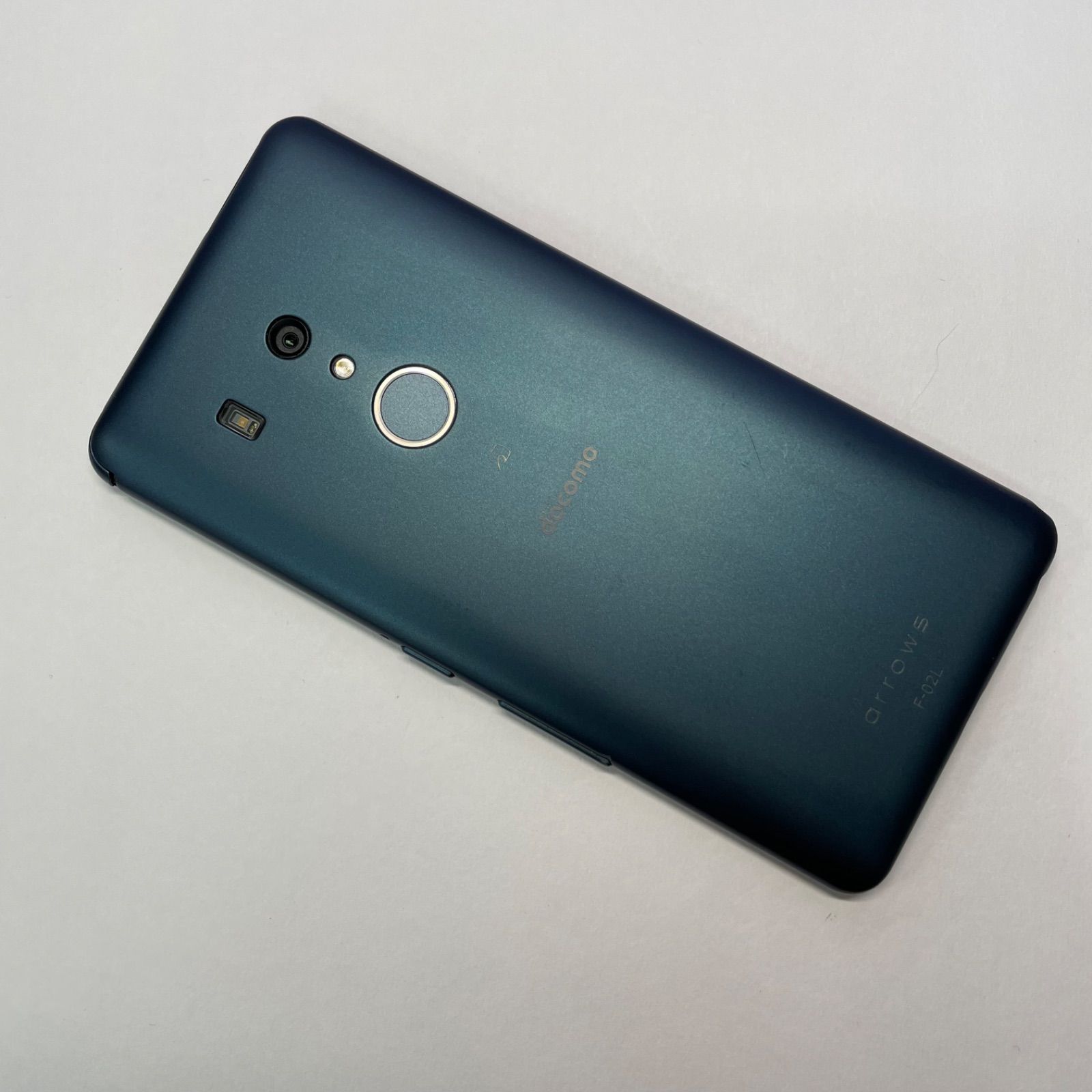 arrows Be3 F-02L 32GB SIMフリー