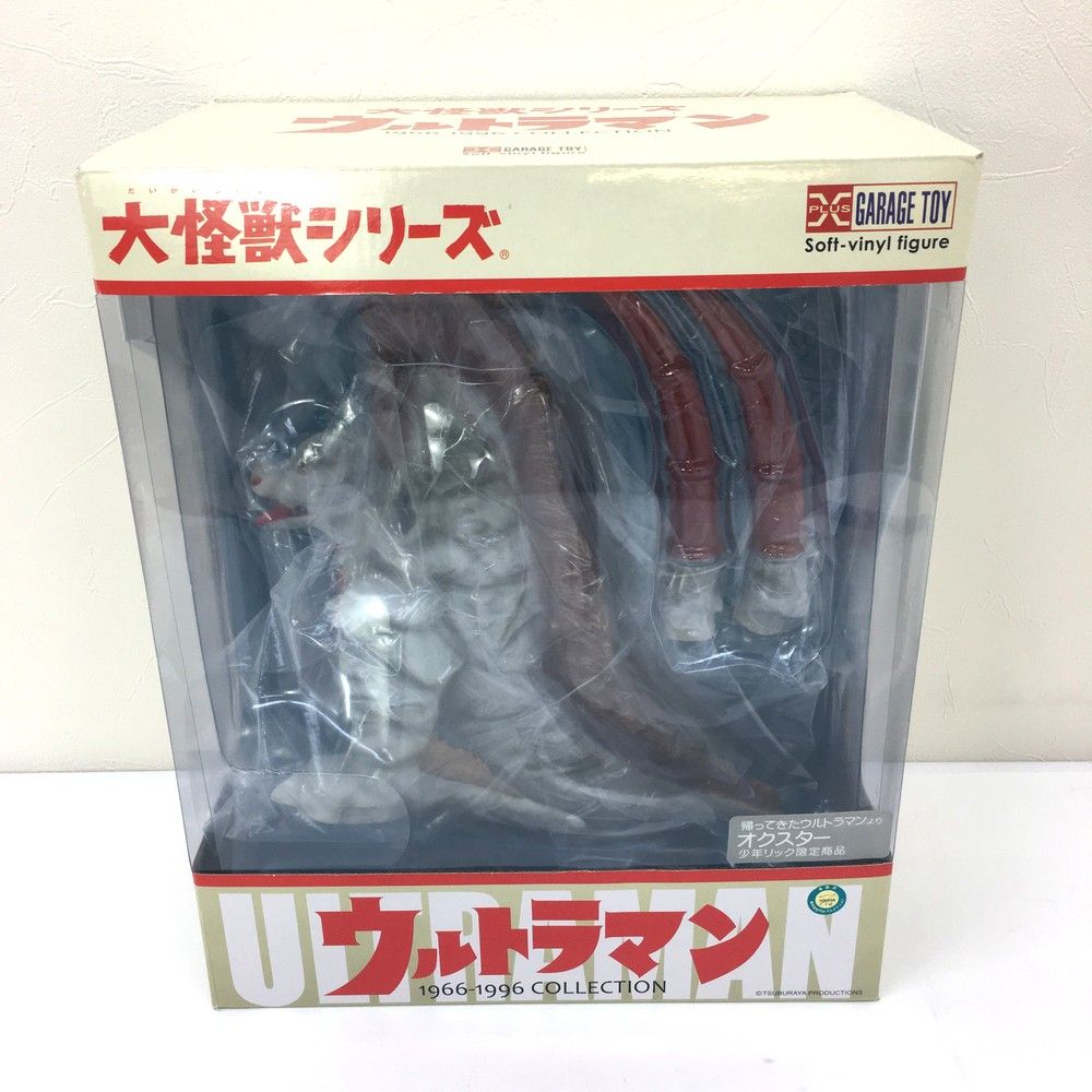 オクスター フィギュア
