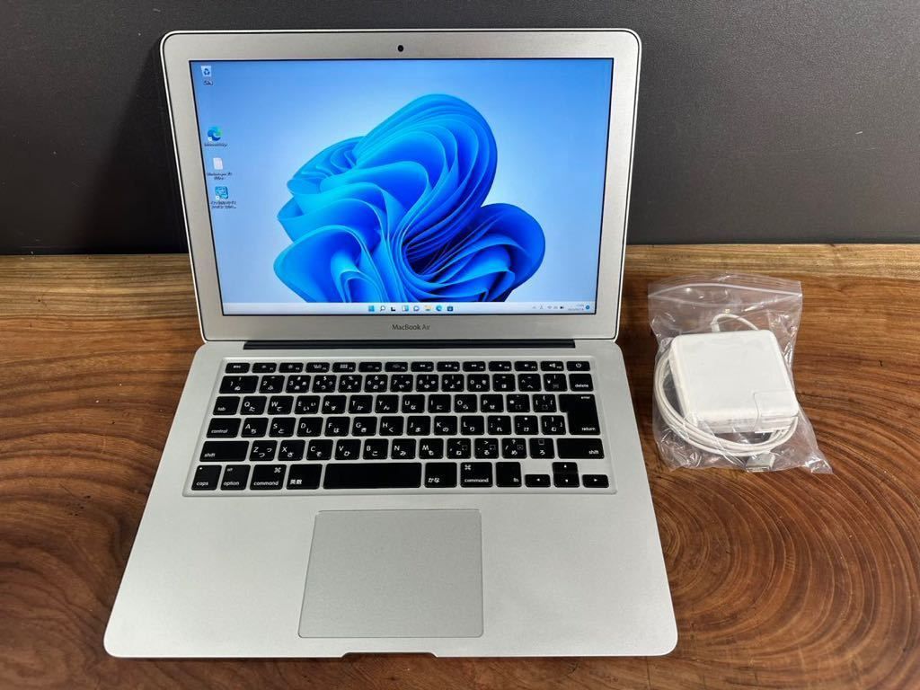 Apple633)MacBook Air 2017 13インチ/ i5/8GB/128GB