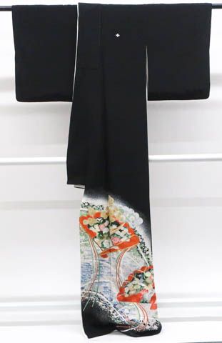 作家物 黒留袖 羽ばたく鶴 金駒刺繍 裄69 着物 正絹 五つ紋 RK-3575 一輝堂】リサイクル着物 黒留袖 五つ紋 金駒刺_ 比翼仕立て 鶴