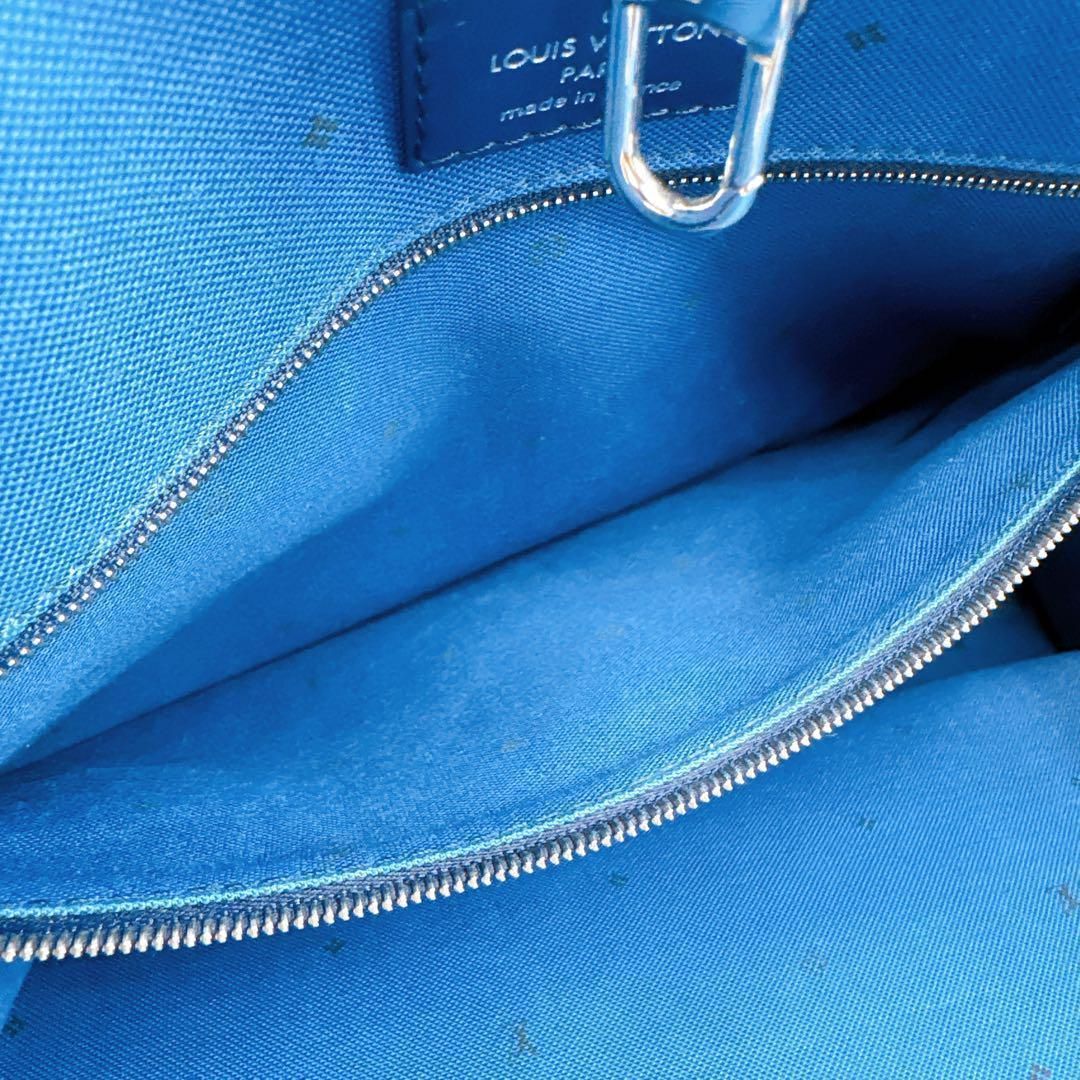 オンザゴーGM LVエスカルトートバッグ