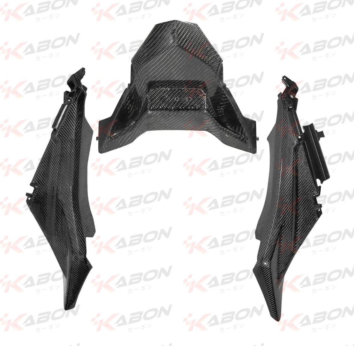 XMAX 250 カーボンリアフェンダー 受注製造