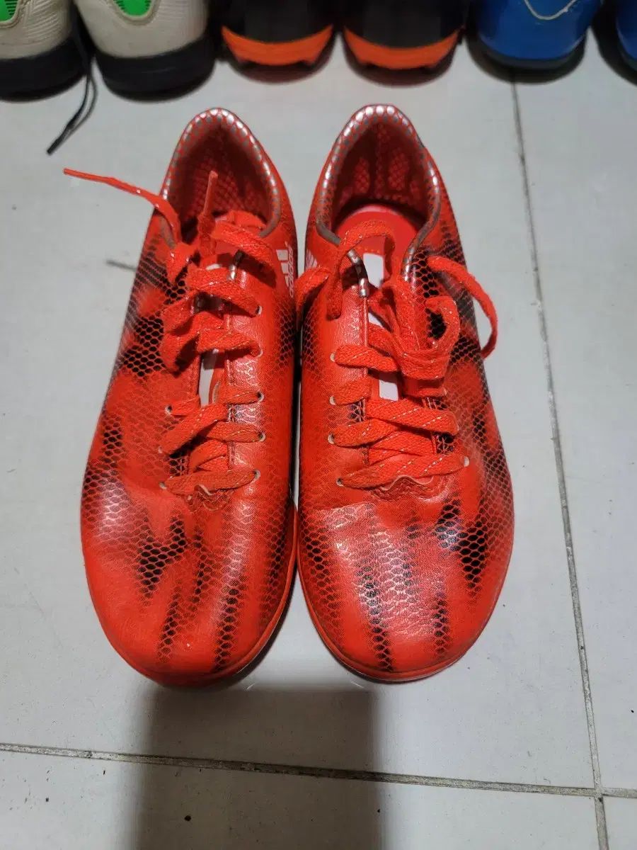 サッカーシューズ 6 カール まとめ