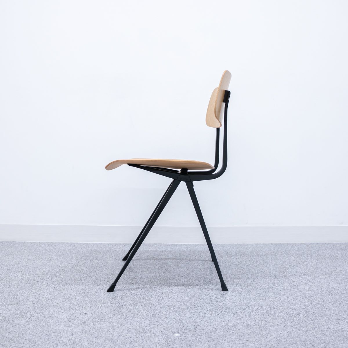 お買い得，新作】 【展示品】HAY ヘイ RESULT CHAIR リザルトチェア