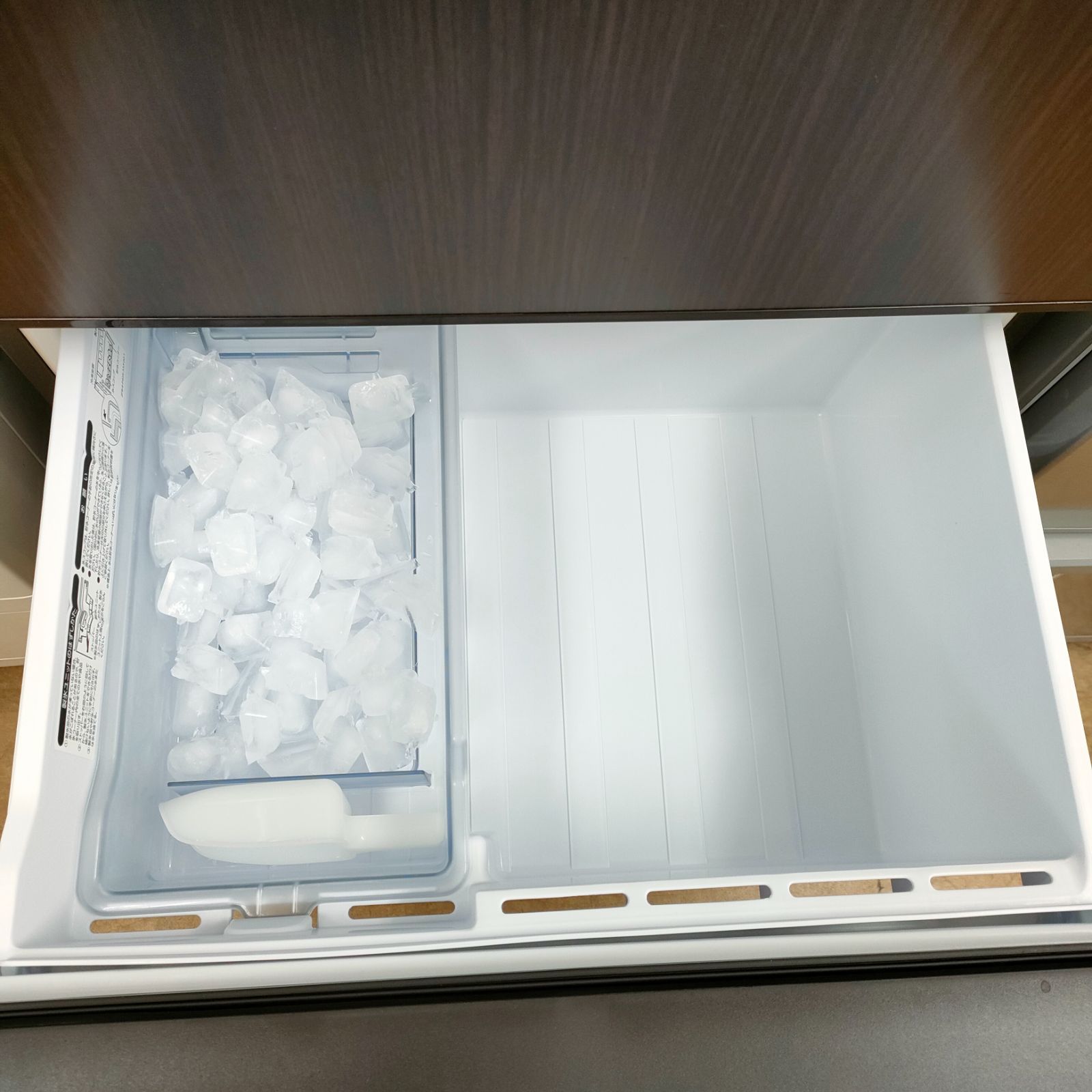 ◇AQUA 冷蔵庫 238L 2021年製 自動製氷 AQR-SV24K(T) 冷蔵庫 ダーク