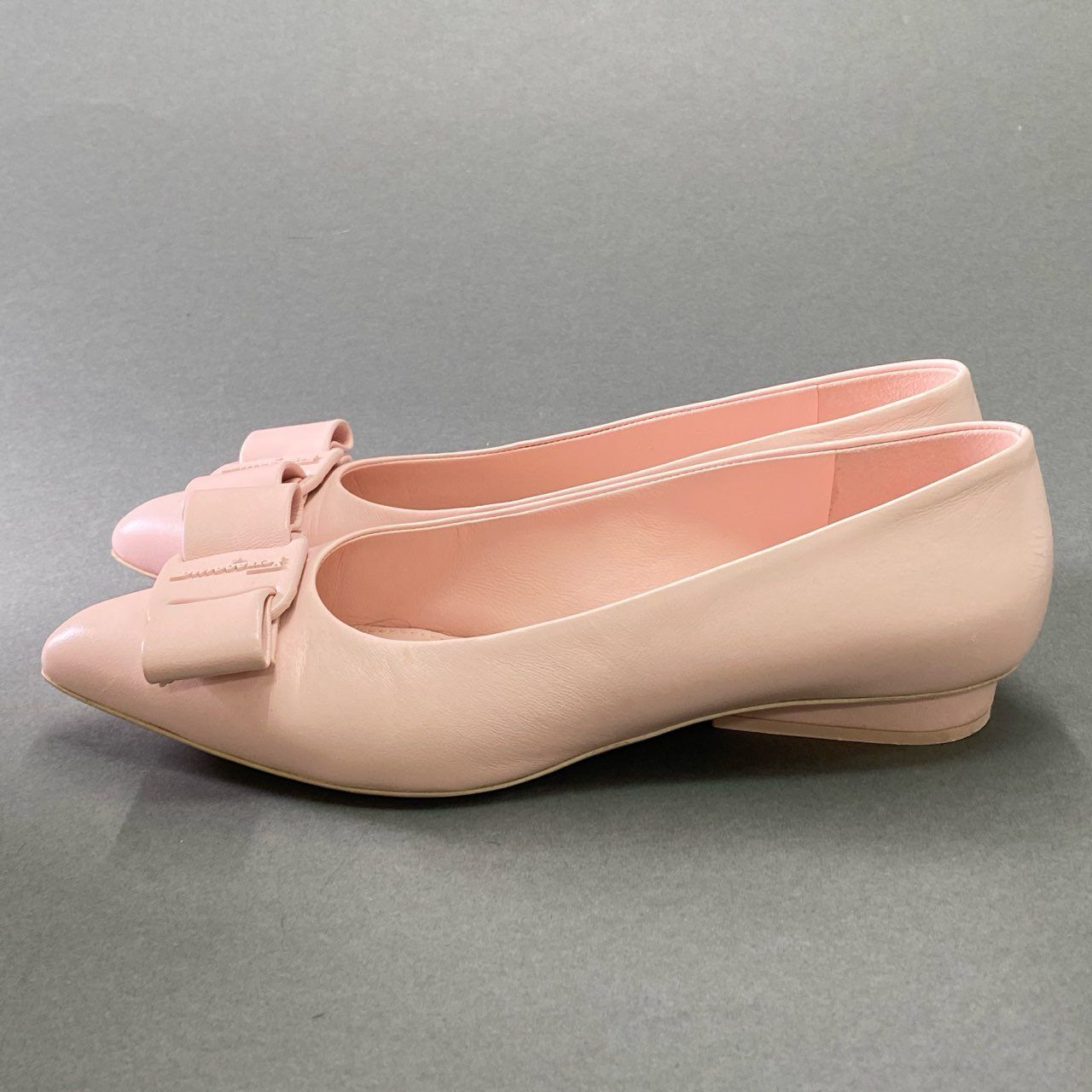 5f6 Salvatore Ferragamo サルヴァトーレ フェラガモ VIVA