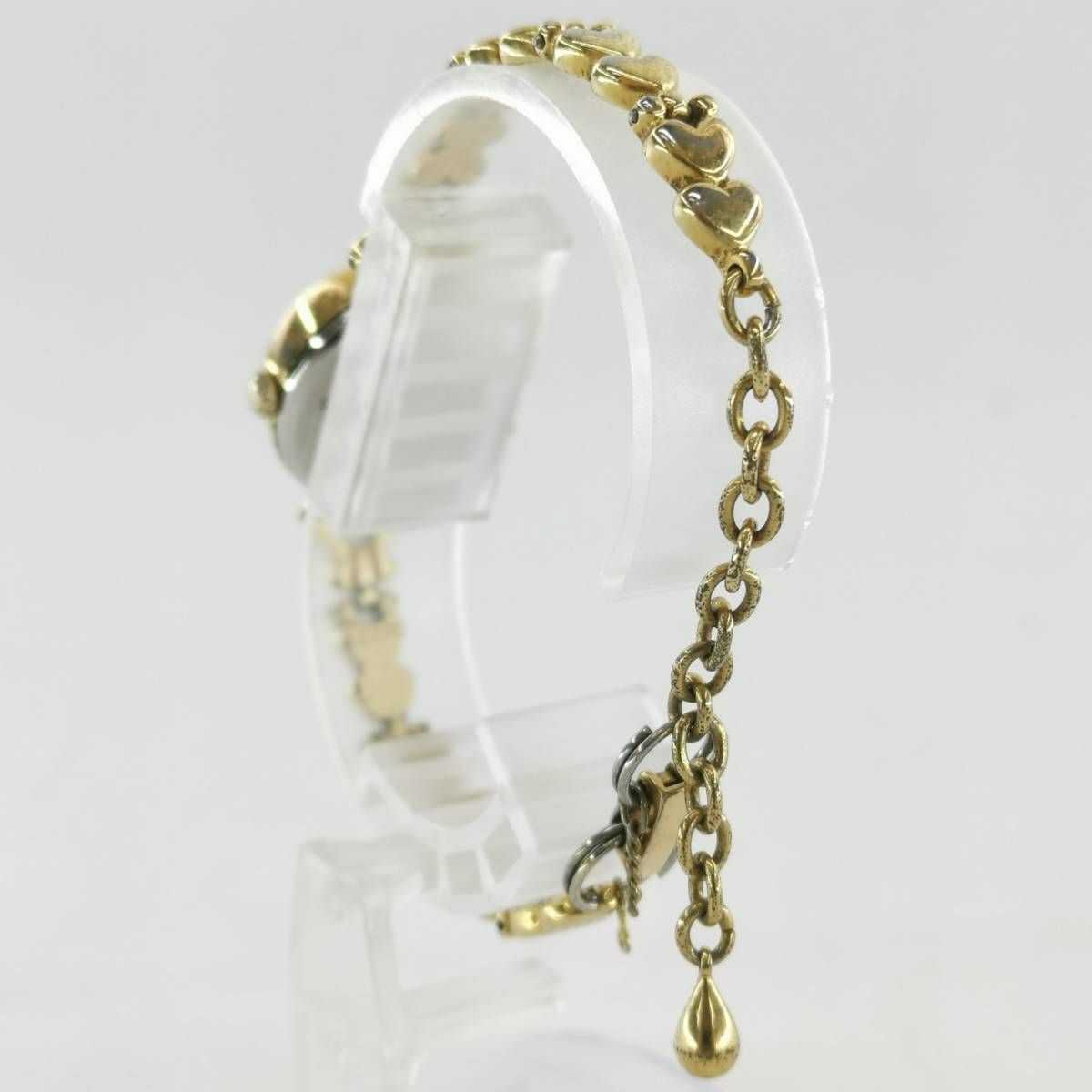 【稼働/良品】SEIKO クオーツ V811-502A アルバ アイボリー 稼働/良品】SEIKO クオーツ V811-502A アルバ アイボリー 2025年