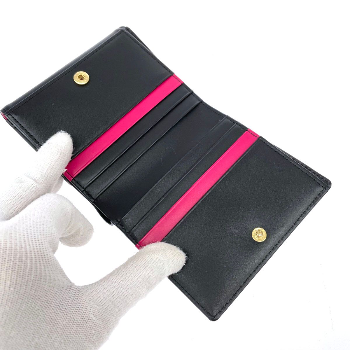 美品 MARY QUANT マリークワント 二つ折り 財布 ブラック PVC
