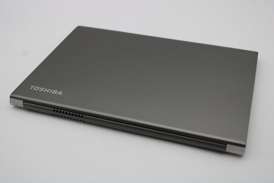 東芝 dynabook R63/J Core i5 7200U 2.5GHz/8GB/256GB(SSD)/13.3