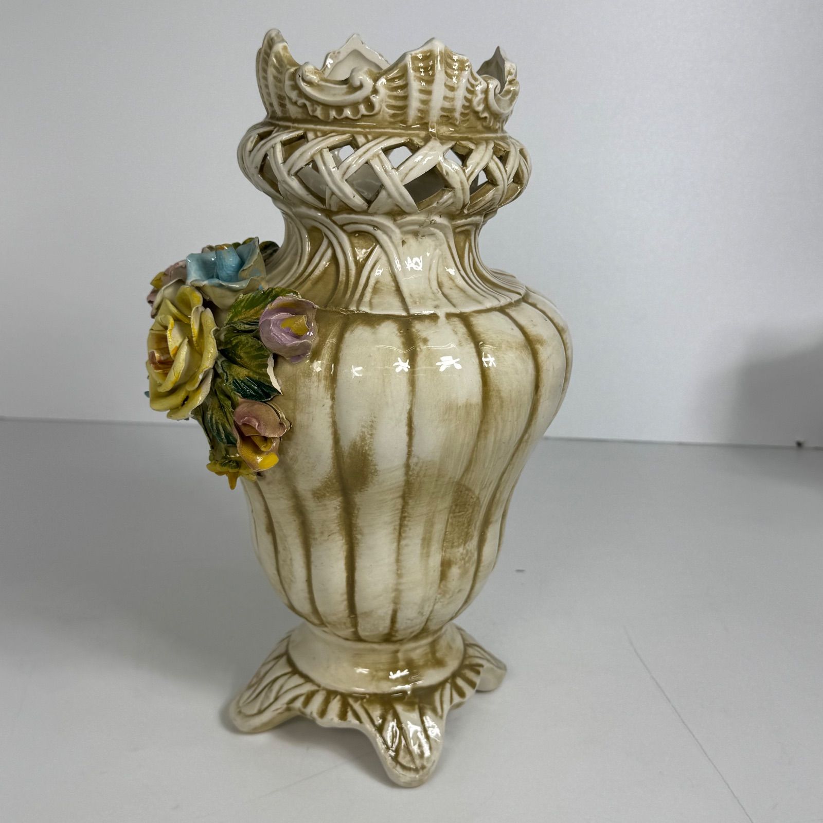 CAPODIMONTE 限定生産 花瓶 852/53 イタリア製 陶器製 フラワーベース