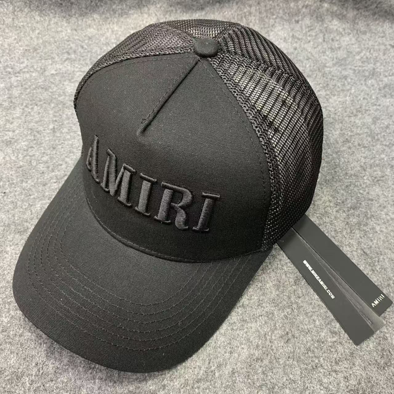 AMIRI 3D刺繍 トラッカーキャップ メッシュキャッ AMIRI アミリ3D刺繍 トラッカーキャップ メッシュキャッ A1