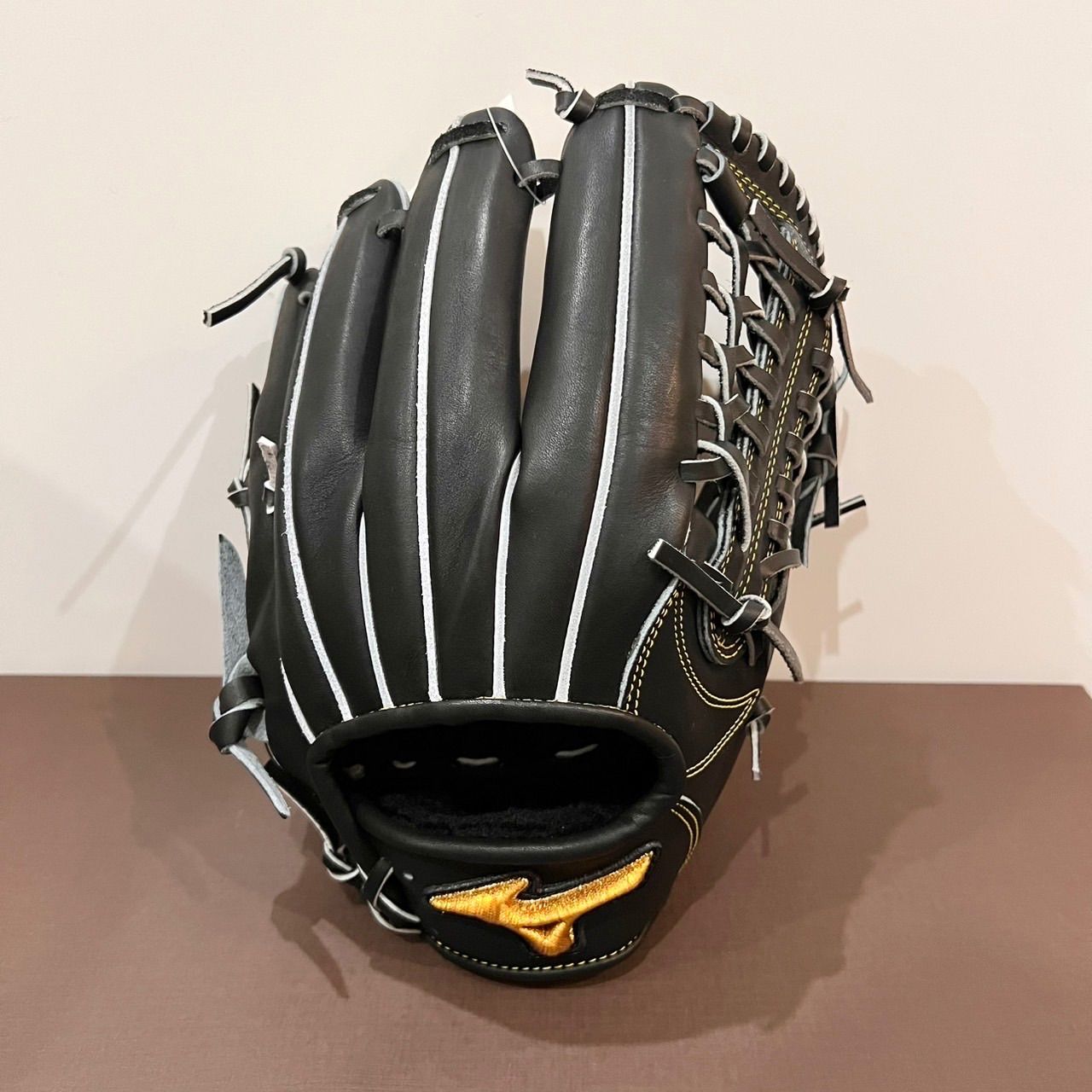 新品未使用☆Mizuno 硬式用 グローブ 25年春夏限定 サイズ11 右