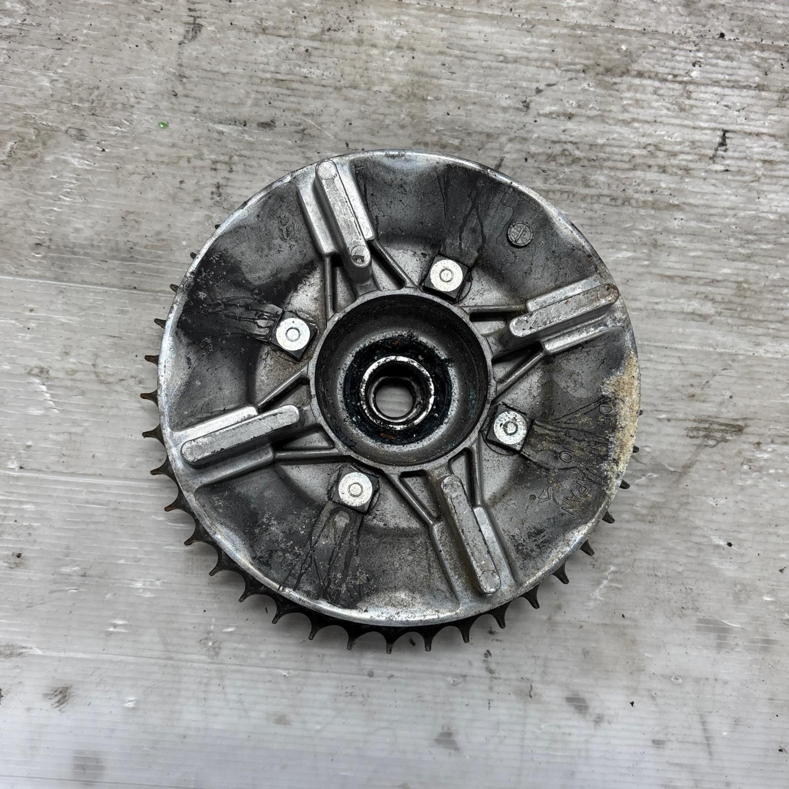 KAWASAKI KH400 スプロケットタワー カワサキ