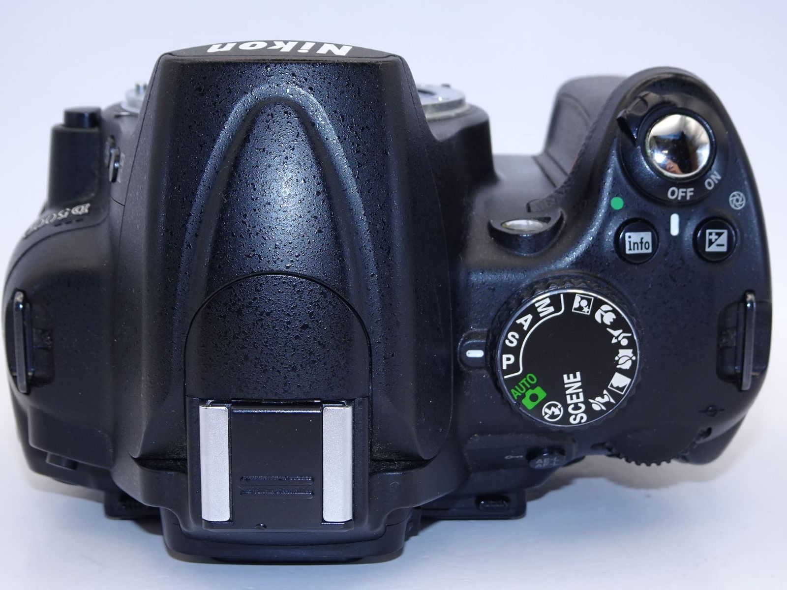 ショップ Nikon デジタル一眼レフカメラ D5000 ボディ ショット数6,657