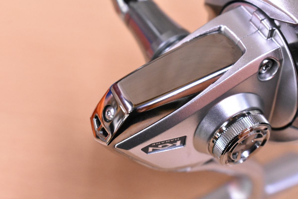 シマノ 15 ストラディック 4000HGM ゴメクサスハンドルノブ付き