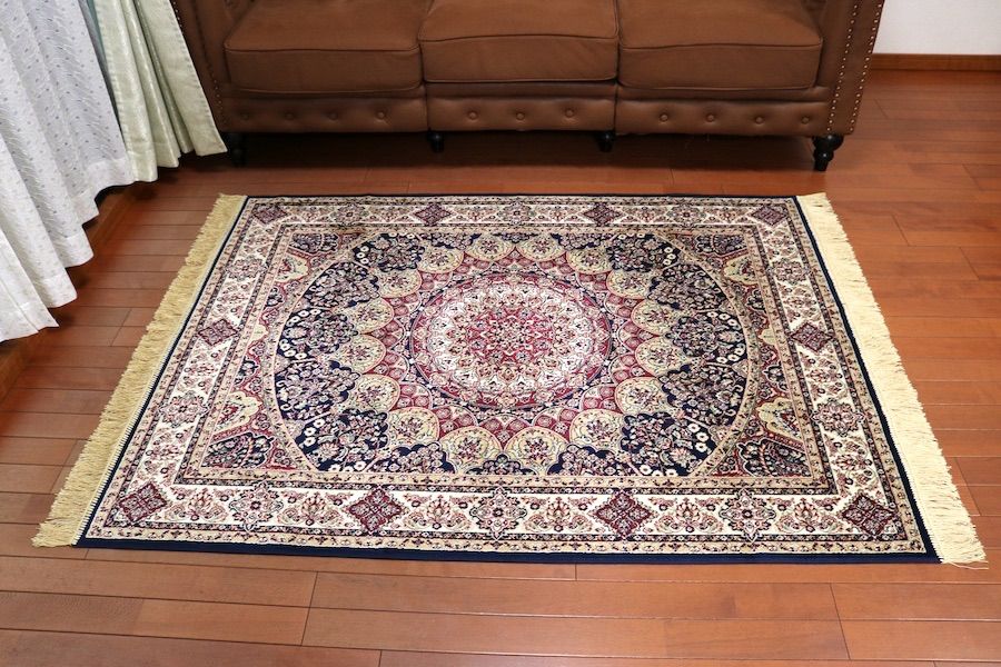 ペルシャ柄絨毯 120×160 新品未使用 カーペット 訳あり アウトレット ペルシャ柄絨毯 120×160 新品未使用 カーペット 訳あり