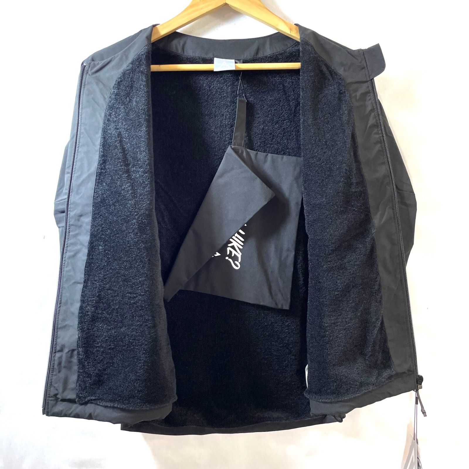 70】ROGER EGGER ロジャーエーガー Octa クルーJKT W 未使用品