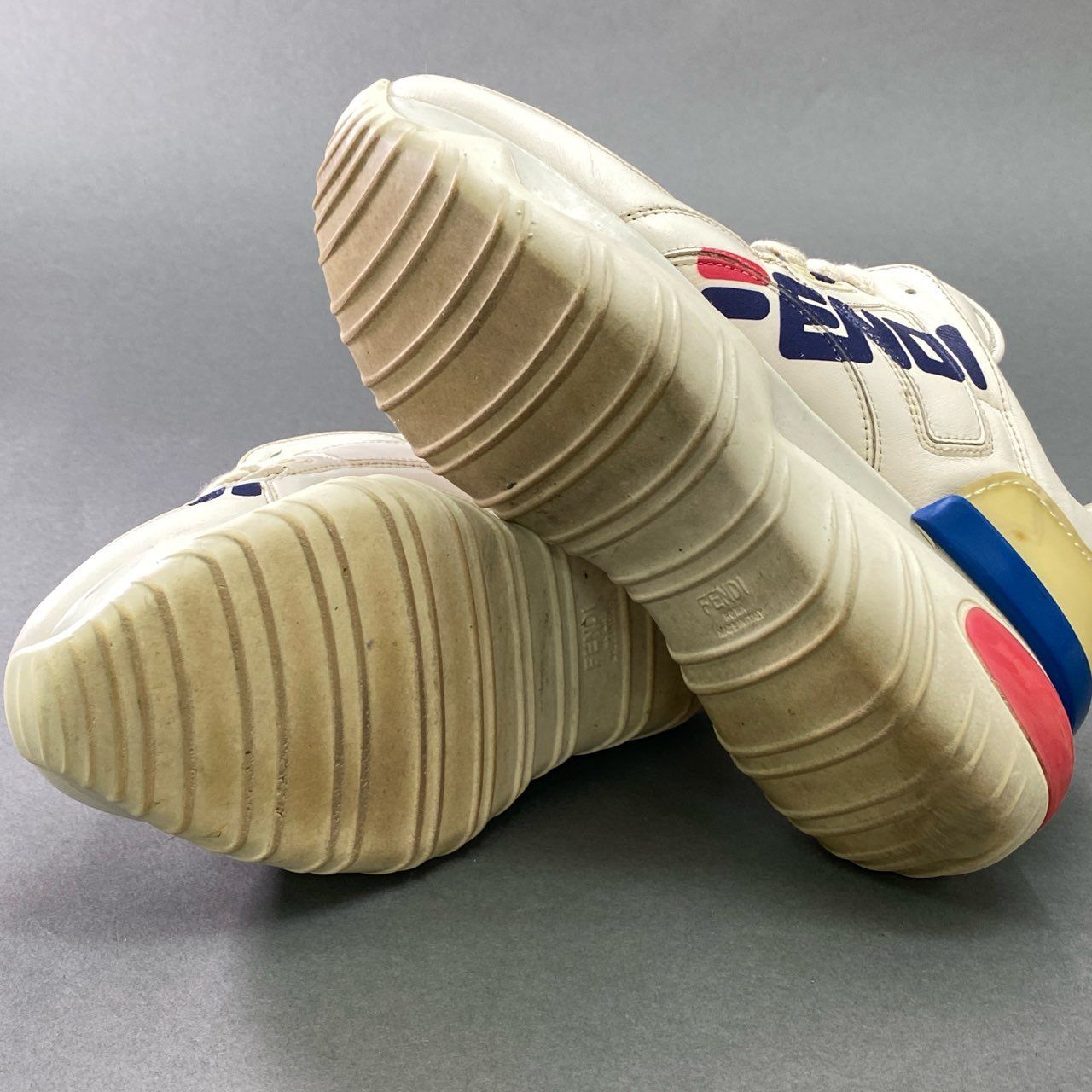 × FILA