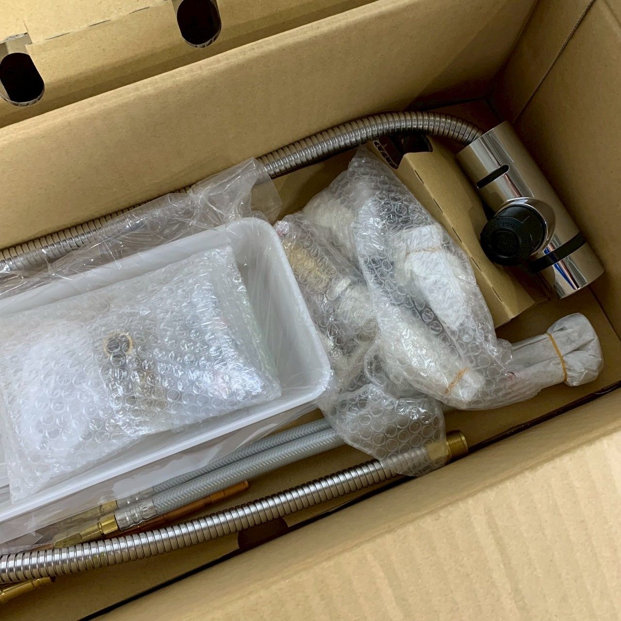 新品続々入荷中！ ♥開封品|送料無料 TOTO|トウトウ TLN32TEFR 洗面所用水栓 台付シングル混合水栓 エコシングル タッチ ハンドシャワー ワンプッシュ |D1753 当店の商品全て正規品！