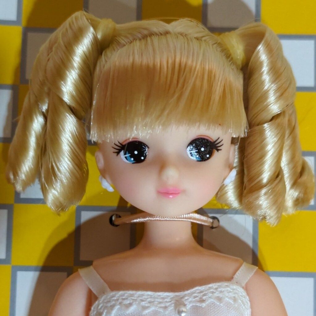リトルファクトリー リカちゃんキャッスル リカちゃんフレンド きらちゃんコレクション2-11 ツーテール縦ロール|オフホワイト 11787